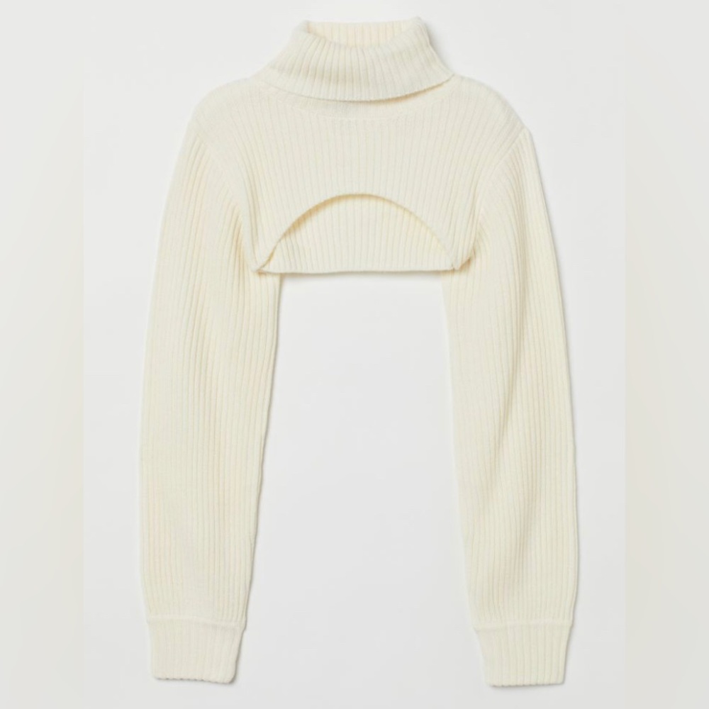 H&M Divided Off White Crop Top Sweater